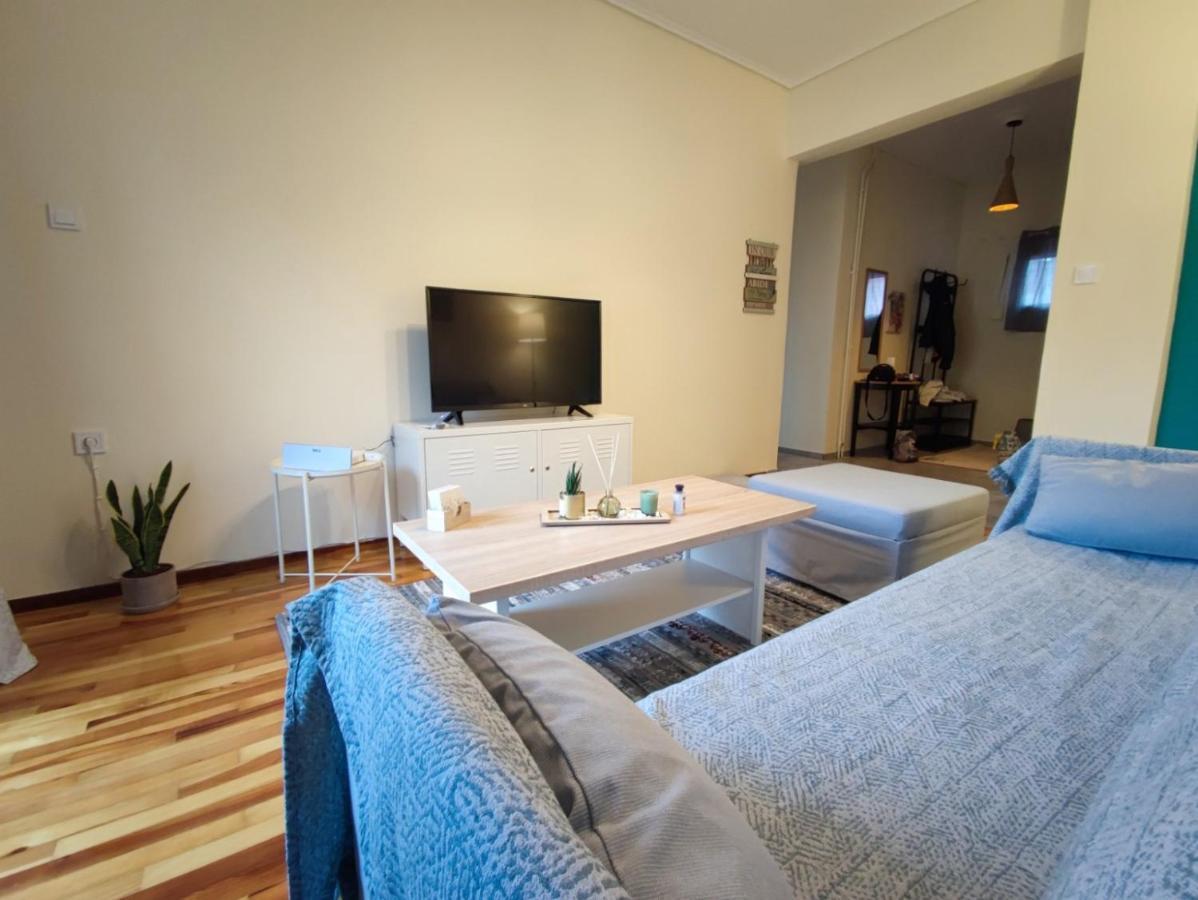 Wood & White Apartment In Historic Center With 2 Bedrooms Янина Екстериор снимка